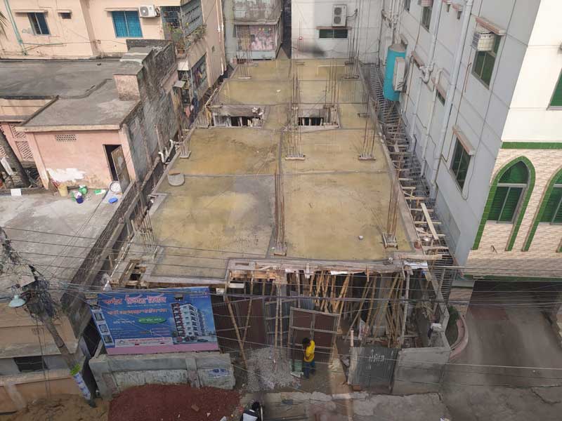 Corner-Thikana-Nibas-first-roof-3